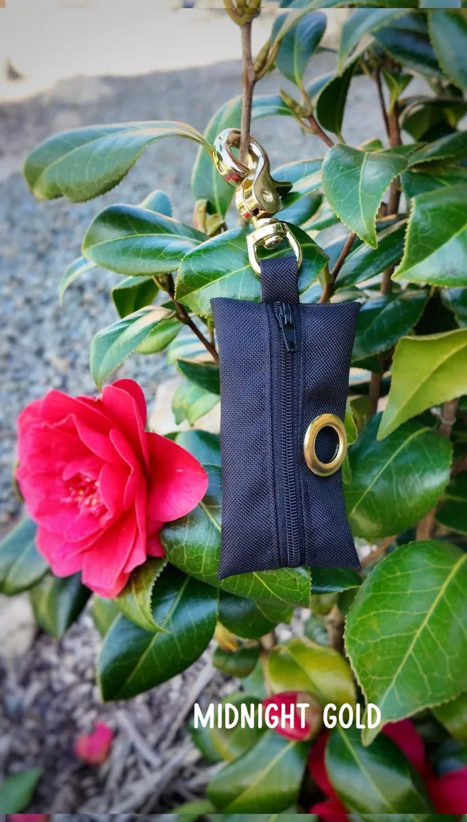Distributeur de sacs à déjections 🐾 - Accessoire et cadeau pour propriétaire de chien passionné - Vue 9